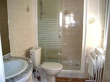 Logis Hotel Restaurant Metropole Mirande  Dış mekan fotoğraf