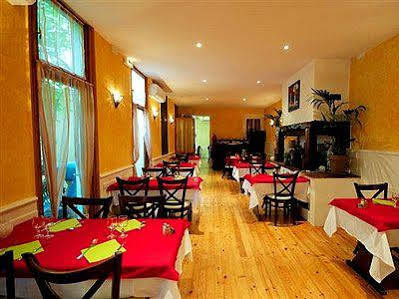 Logis Hotel Restaurant Metropole Mirande  Dış mekan fotoğraf